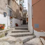 Santoro Suite